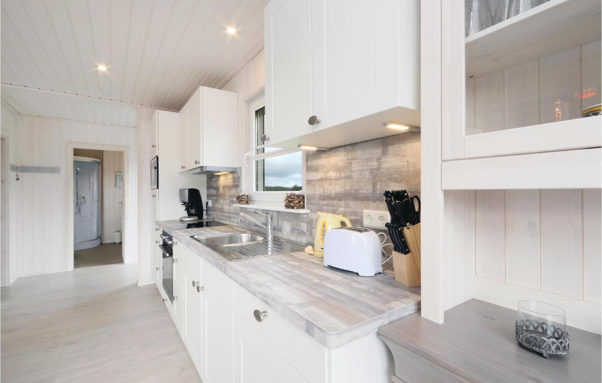 Amazing home in Zerpenschleuse with 2 Bedrooms&WiFi Exterior foto